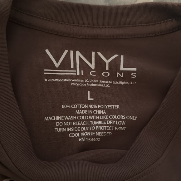 Brown and Gold Woodstock Distressed Graphic Cropped T-Shirt Large - Picture 5 of 5